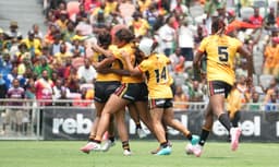 Kelly to the four as Orchids put on a show at home image